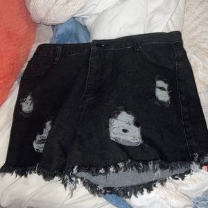 Shein shorts size XL